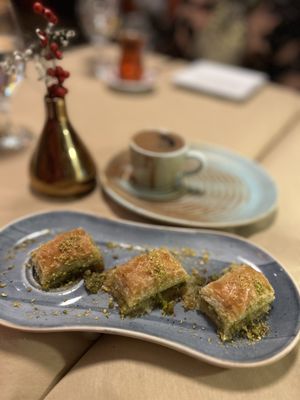 A la Turka by null