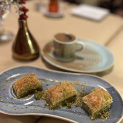 A La Turka - Baklava and Turkish Coffee