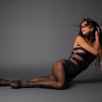 Dragonfly Boudoir - Session Photography Near Me - Oakland, California