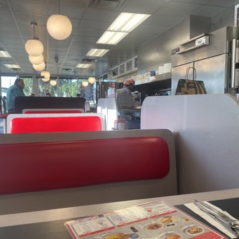 Waffle House - Inside - Breakfast & Brunch Near Me - Ocoee, Florida Waffle House - Inside - Breakfast & Brunch Near Me - Ocoee, Florida