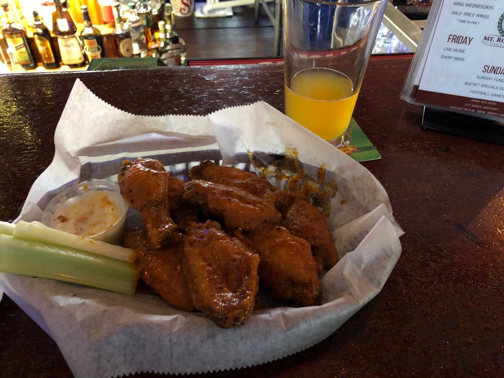 MT ROYAL INN 15 Photos & 13 Reviews Bars 137 Kings Hwy, Mount