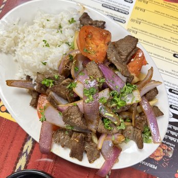 El Tesoro del Inca - Lomo saltado - Peruvian Near Me - Irving, Texas