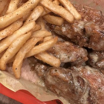 Cedars corner bar and kitchen - Garlic parmesan wings w/fries - Burgers Near Me - Fairfield, California