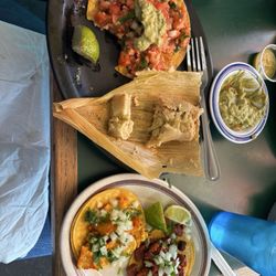 Ricos Tacos Lupe