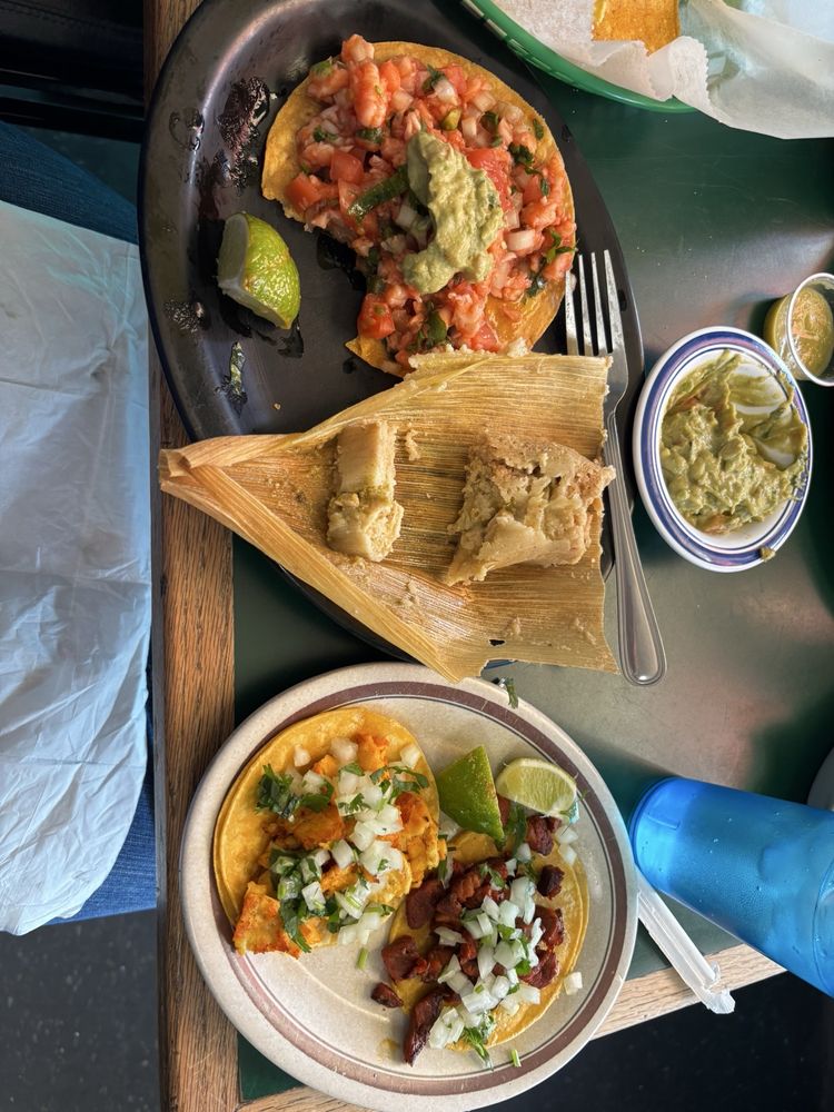 Ricos Tacos Lupe