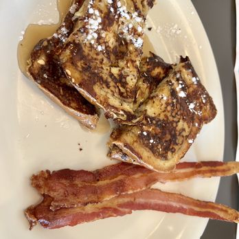Eggs Up Grill - Cinnamon Swirl French Toast - Breakfast & Brunch Near Me - Richmond, Virginia