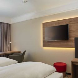 H4 Hotel Hannover Messe - Guest room
