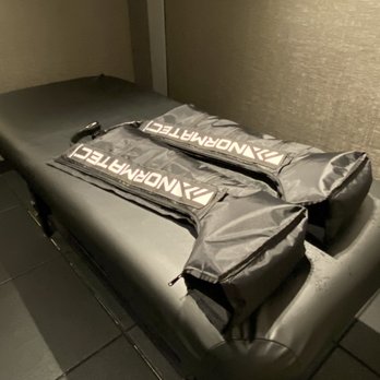 The Centurion Lounge - Airport Lounges Near Me - Jamaica, New York