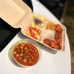 Chicken Kabob w/chick peas & salad