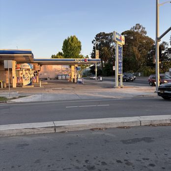 ARCO - Gas Stations Near Me - Albany, California ARCO - Gas Stations Near Me - Albany, California
