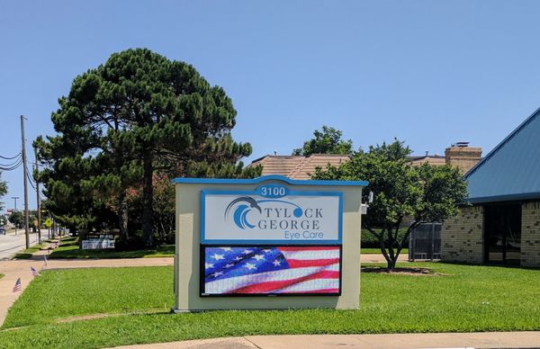 TYLOCK GEORGE EYE CARE AND LASIK - L