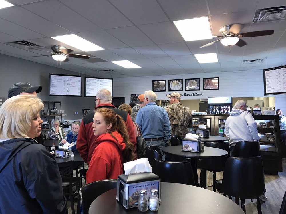 Batten’s Donuts & Bakery Logo