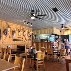 Hog Wallar Cafe - Inside main dining area