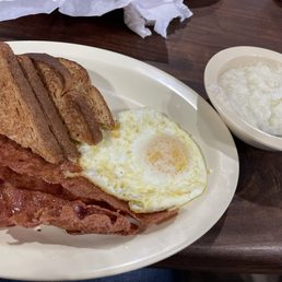 1 egg with side of turkey bacon, grits and toast