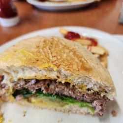Bailey's Cafe