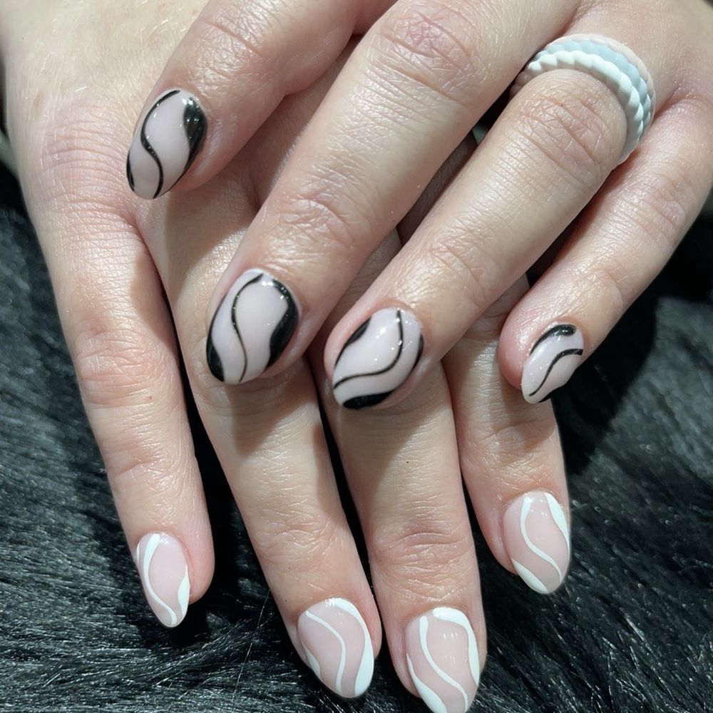 Lush Nail Bar - Nail Salons Near Me - Kennesaw, Georgia Lush Nail Bar - Nail Salons Near Me - Kennesaw, Georgia