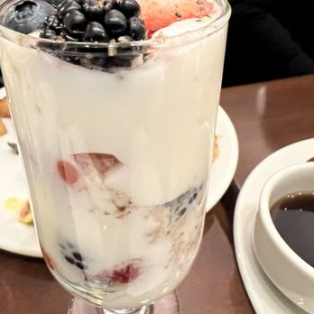 The Pechanga Cafe - Seasonal Berries with Cream - New American Near Me - Temecula, California