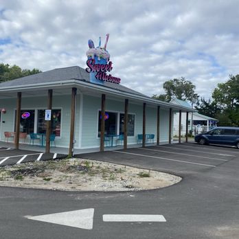 Sweet Alicious - Ice Cream & Frozen Yogurt Near Me - Surf City, North Carolina Sweet Alicious - Ice Cream & Frozen Yogurt Near Me - Surf City, North Carolina