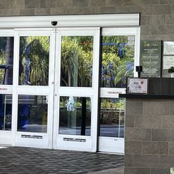 El Tropical Casino - Entrada al casino