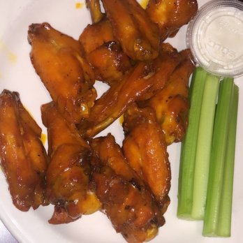Backstreet Grille & Tavern - Golden hone wings (so good) - American Near Me - Stoughton, Massachusetts Backstreet Grille & Tavern - Golden hone wings (so good) - American Near Me - Stoughton, Massachusetts