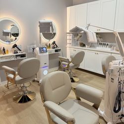 Head Harmony Spa - Inside