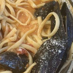Mussels marinara, extra watery no seasoning Mussels marinara, extra watery no seasoning