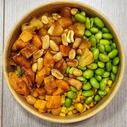 UF Poké Bar - Regular/ 14,90€