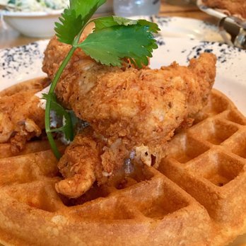 Whistle Britches - Plano - The beautiful chicken with no Nashville side sauce - American Near Me - Plano, Texas Whistle Britches - Plano - The beautiful chicken with no Nashville side sauce - American Near Me - Plano, Texas