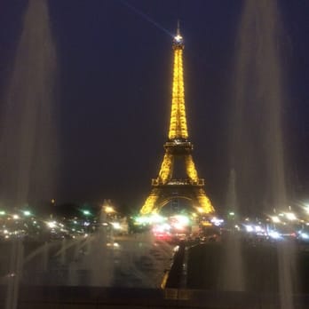 La Tour Eiffel - Thru the fountains - Landmarks & Historical Buildings Near Me - Paris, 75 La Tour Eiffel - Thru the fountains - Landmarks & Historical Buildings Near Me - Paris, 75