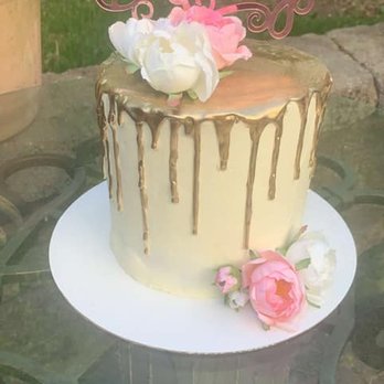 Ruj Bakes - Desserts Near Me - Old Bridge, New Jersey