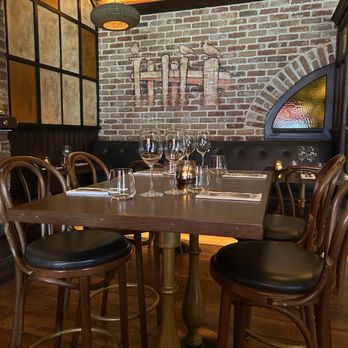 The Pier House - Restaurants Near Me - Dublin, D