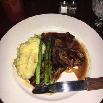 Olde Main Street Pub - Steak tips -- perfect! - New American Near Me - Salem, Massachusetts