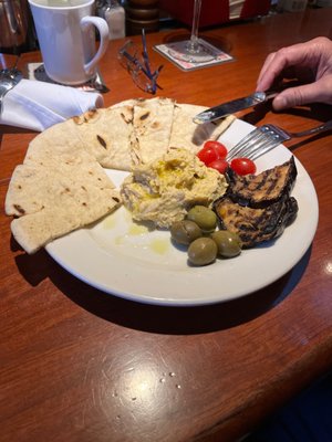 Street Restaurant and Bar by null