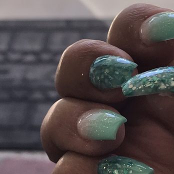 A Plus Nails - Right hand-Full set done by Vivian. - Nail Salons Near Me - Canoga Park, California A Plus Nails - Right hand-Full set done by Vivian. - Nail Salons Near Me - Canoga Park, California