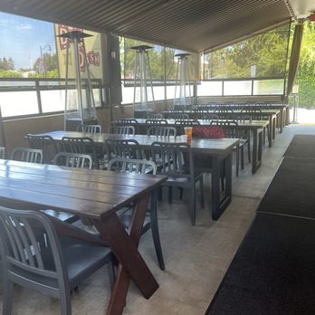Dish N Dash - Sunnyvale - Outdoor dining - Middle Eastern Near Me - Sunnyvale, California