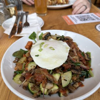 Uncommon Ground - Vegan hash with egg - Breakfast & Brunch Near Me - Chicago, Illinois Uncommon Ground - Vegan hash with egg - Breakfast & Brunch Near Me - Chicago, Illinois