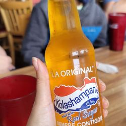 Restaurante Mi Salvador - Kolashampan