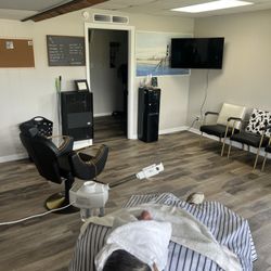 Savv’s Barbershop - Relaxing Facial
