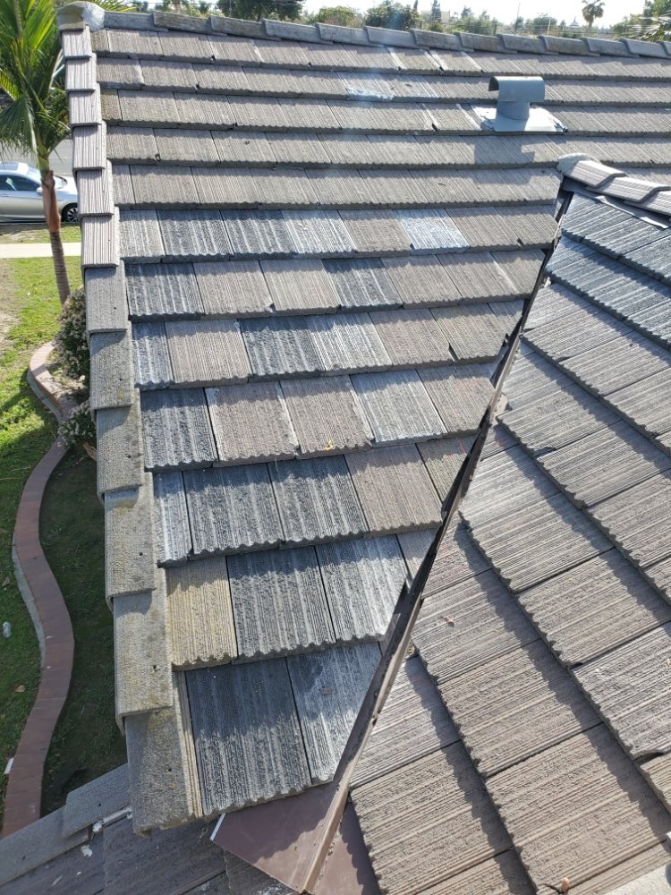 Slide of Creative Roofing