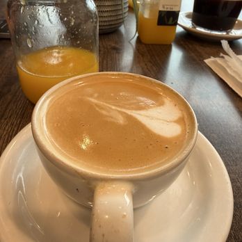 Elise Cuisine - Cortado - Coffee & Tea Near Me - San Antonio, Texas