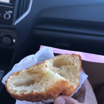 Leonard's Bakery - Li Hing Malasada - Bakeries Near Me - Honolulu, Hawaii Leonard's Bakery - Li Hing Malasada - Bakeries Near Me - Honolulu, Hawaii