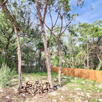 5 Stars Landscape - Tree trimming - Landscaping Near Me - Austin, Texas 5 Stars Landscape - Tree trimming - Landscaping Near Me - Austin, Texas