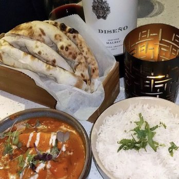 Spice Bazaar - Modern Indian Dining - Chicken dish with rice and naan - Indian Near Me - Westfield, New Jersey