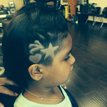 Soulful Shears - Devon working his skills!! - Barbers Near Me - Rancho Palos Verdes, California Soulful Shears - Devon working his skills!! - Barbers Near Me - Rancho Palos Verdes, California