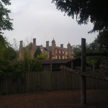 Marwell Zoo - Zoos Near Me - Winchester, HAM