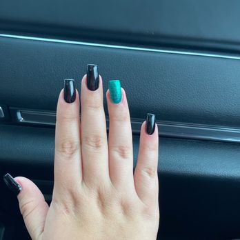 Exotic Nails Spa - My other hand showing slight irritation on the pointer finger he also cut. - Nail Salons Near Me - Noblesville, Indiana Exotic Nails Spa - My other hand showing slight irritation on the pointer finger he also cut. - Nail Salons Near Me - Noblesville, Indiana