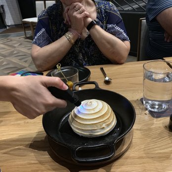 Bigfire - Lighting the baked Alaska - American Near Me - Orlando, Florida