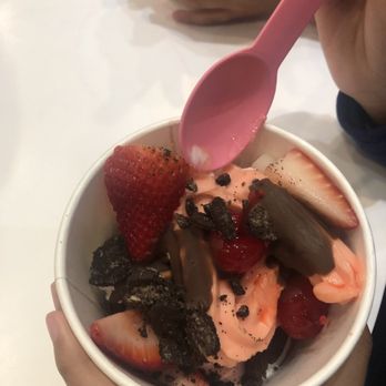 Yogurtland - Standard yogurtland. - Ice Cream & Frozen Yogurt Near Me - Menifee, California