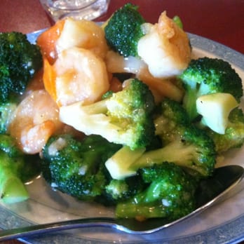 Red Lantern - Broccoli shrimp lunch special - Chinese Near Me - Brea, California