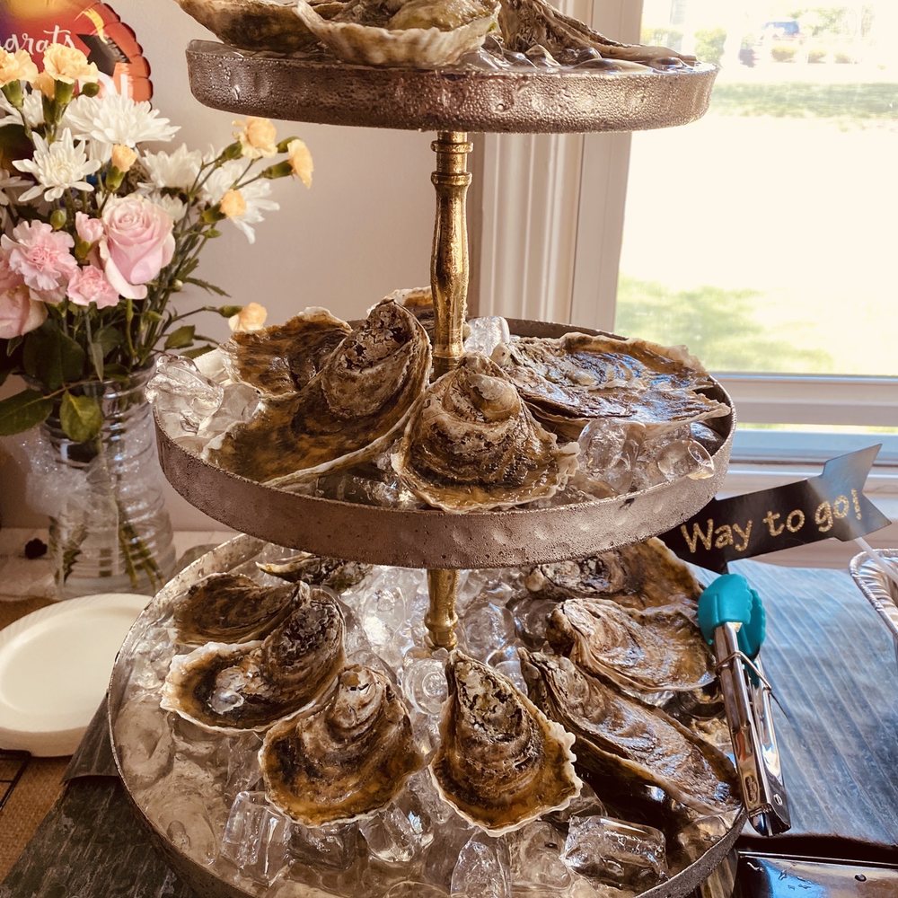 Fresh oysters for my party! Fresh oysters for my party!